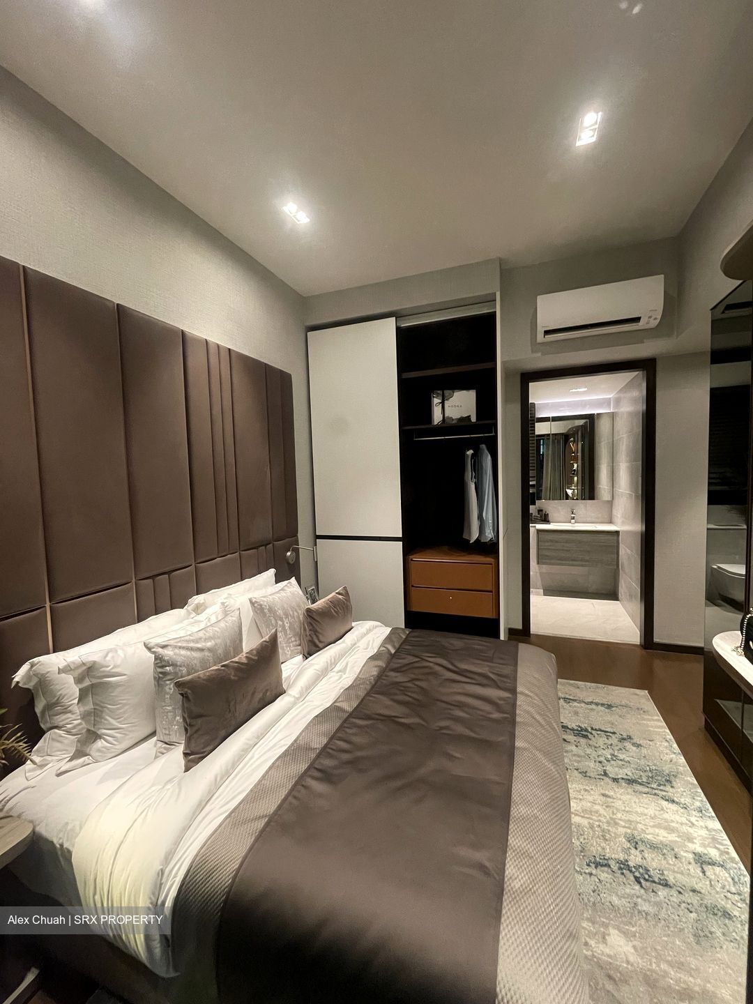 Royalgreen (D10), Condominium #358339781